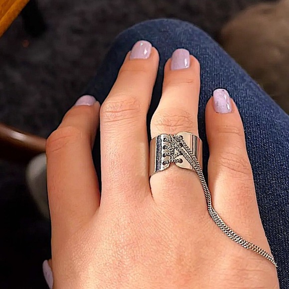 Silver Trendy Lace Up Ring - Picture 14 of 14